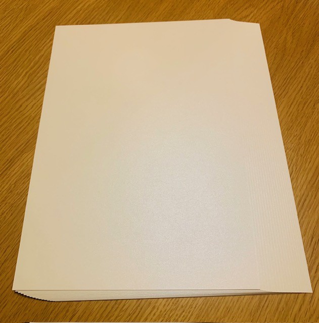 (240G) A4 DM CREAM SHIMMER PK25