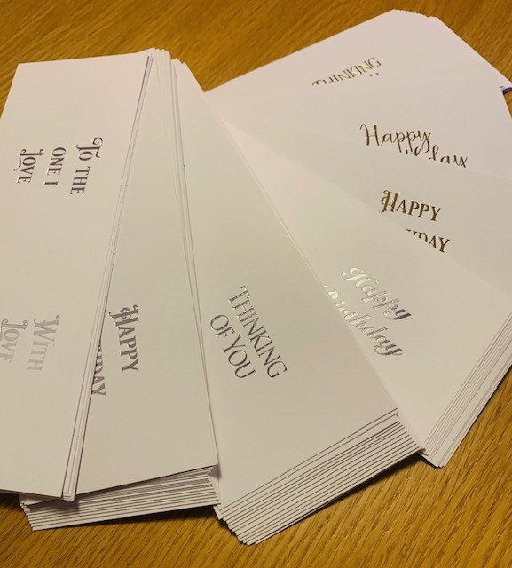 (230G) 220X80 SATIN FOILED SENTIMENTS PK100